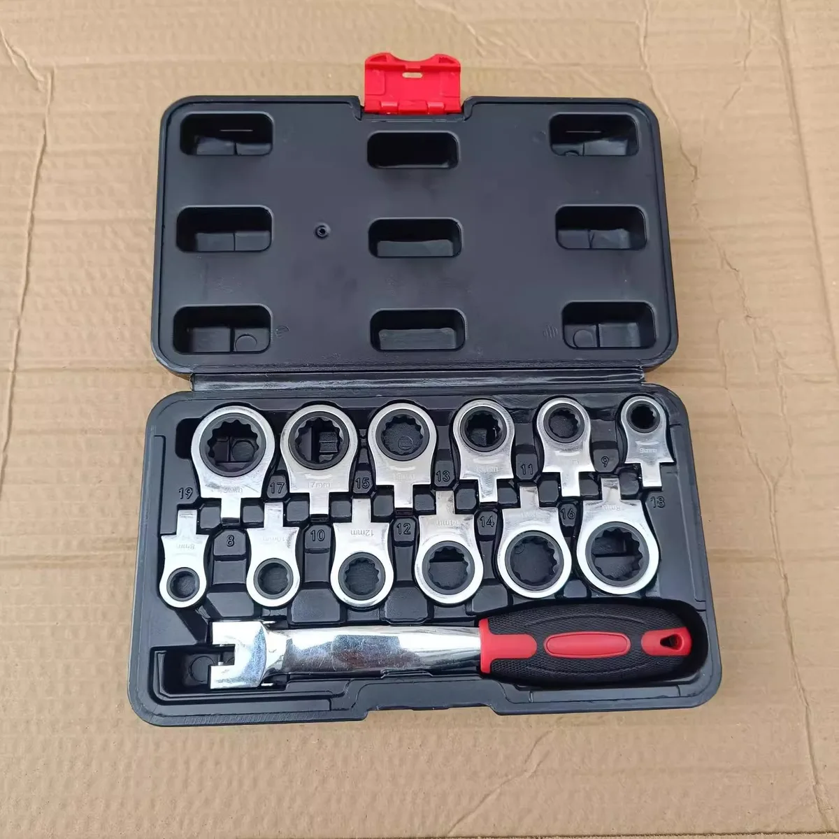 12-piece Chrome-vanadium Steel Plastic Box Replaceable Ratchet Wrench Multi-specification Fast Movable Head Combination Tool image 2