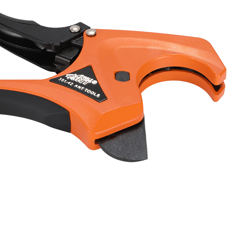 Die Cast Aluminum Pipe Cutter with 65Mn HRC55 Blade Quick Change Design Precise Smooth Cutting for Copper and Plastic Pipes image 5